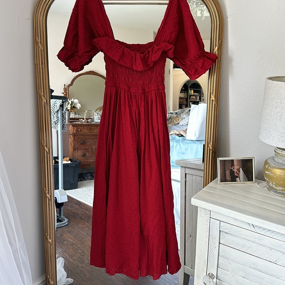 Cranberry colored off the shoulder Swiss dot dress size small - Picture 4 of 5